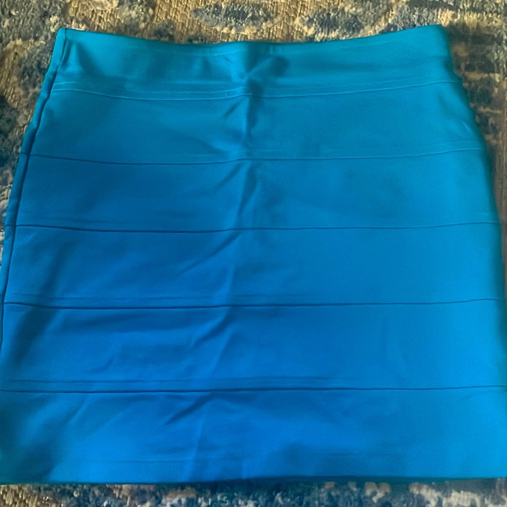 FOREVER 21 SKIRT